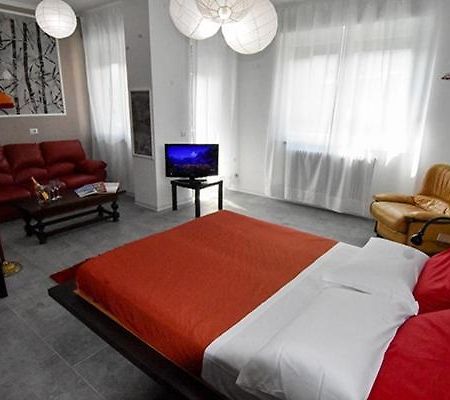 B&B La Casa Di Alice Susa Eksteriør billede