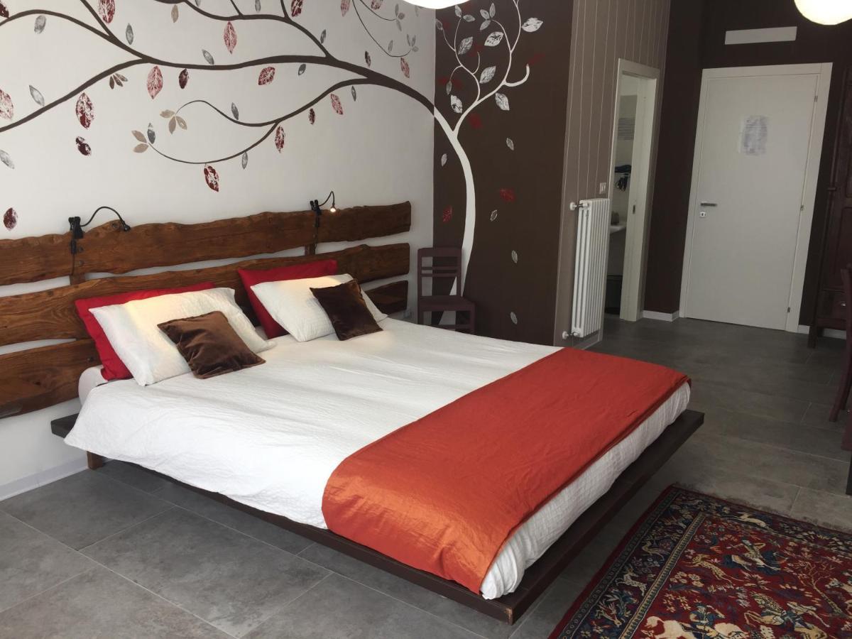 B&B La Casa Di Alice Susa Eksteriør billede